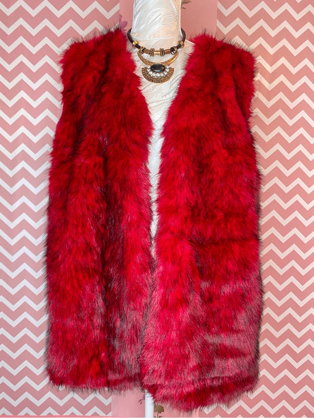 🎀🌷 Burgundy Red Soft Faux Fur Vest 🌷🎀 NWT